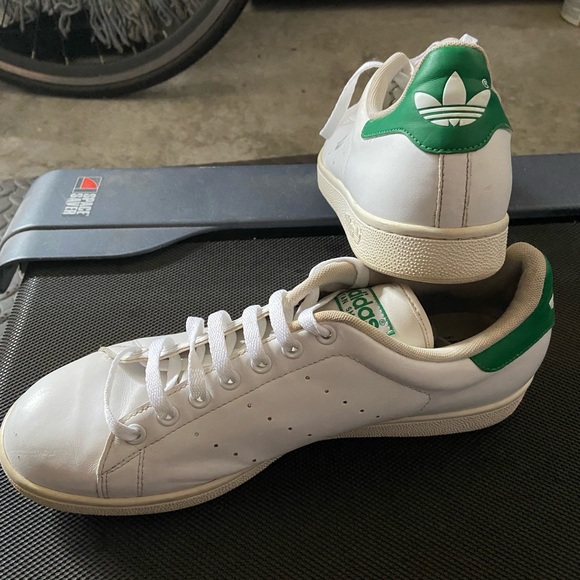 adidas superstar vs stan smith